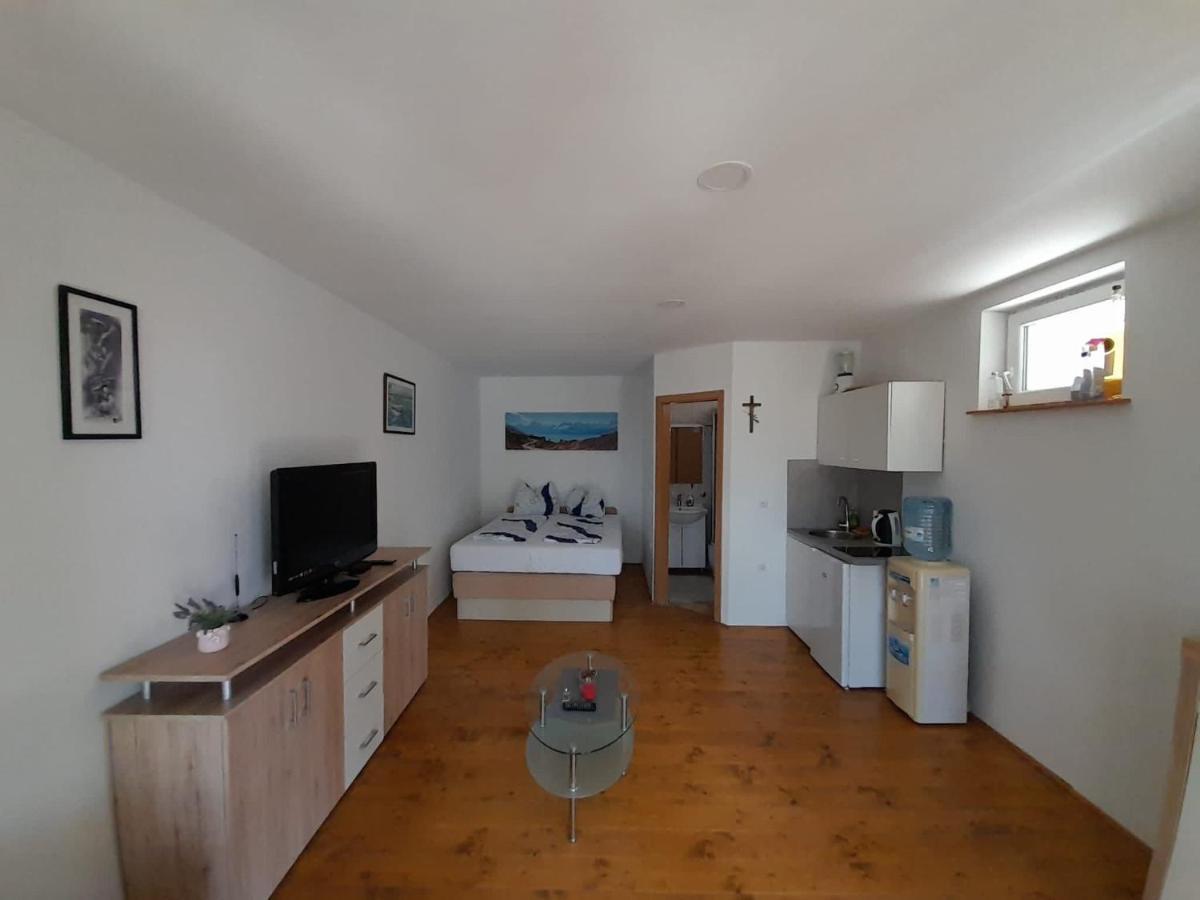 Apartments Tommi Dramalj Extérieur photo