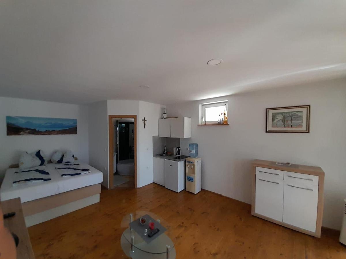 Apartments Tommi Dramalj Extérieur photo