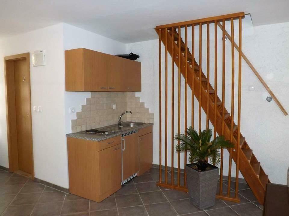 Apartments Tommi Dramalj Extérieur photo